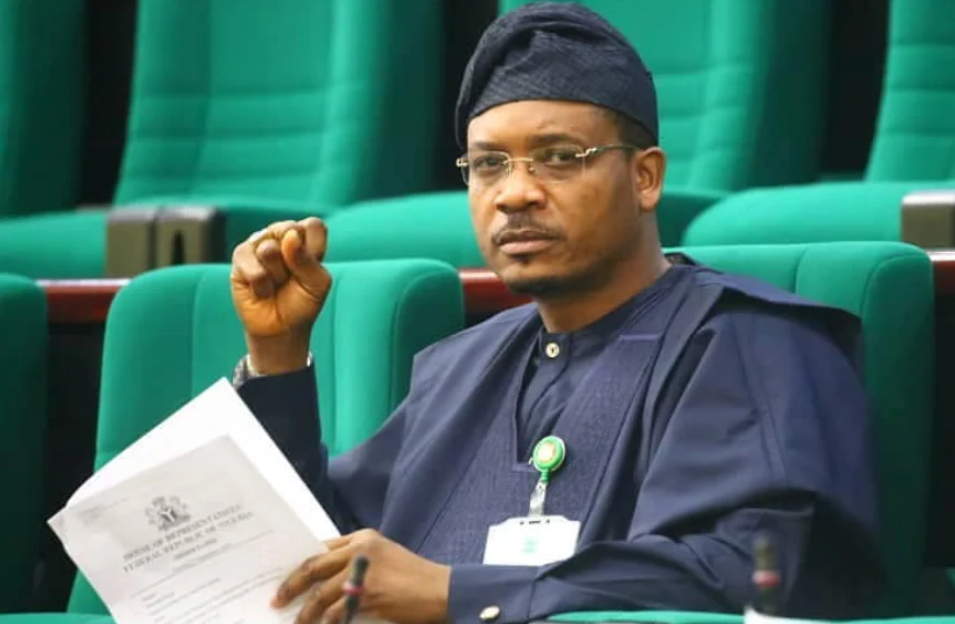 Shina Peller urges students to vote out bad leaders