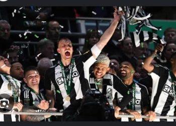 Eddie Howe leads Newcastle United to the first trophy in 70 years
